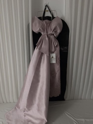 فستان جميله