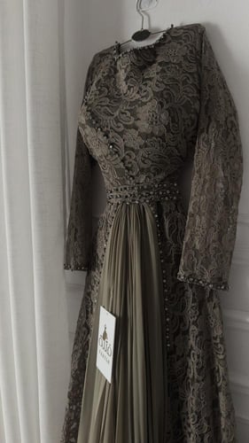 فستان عائشه