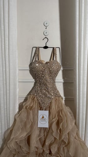 فستان ميعاد