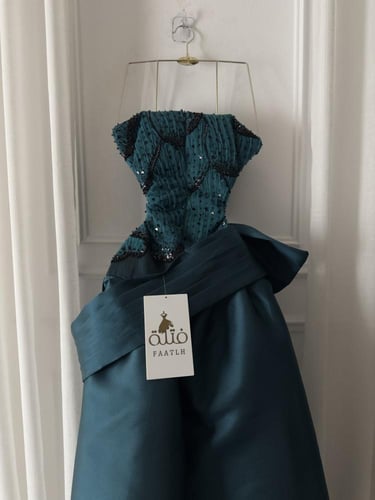 فستان مشاعل