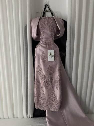 فستان جميله