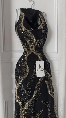 فستان عذابة