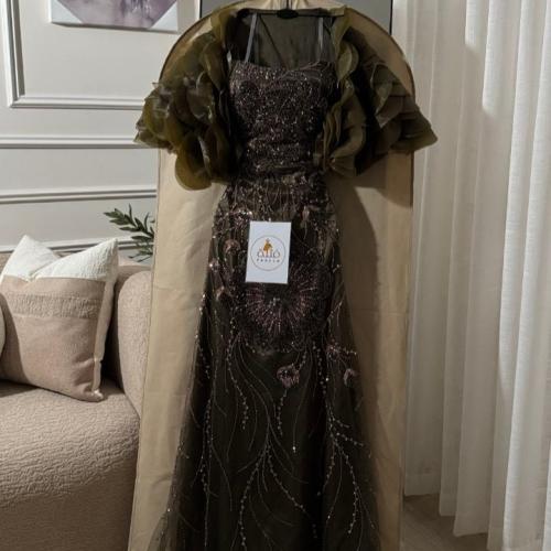 فستان جميلة