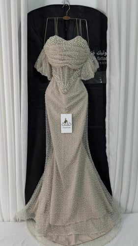 فستان العنود