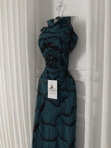 فستان نورهان