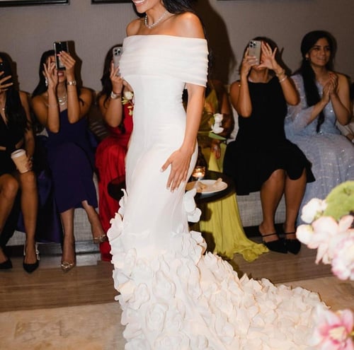 فستان لميحه