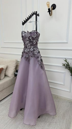 فستان وديان