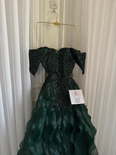 فستان غيداء