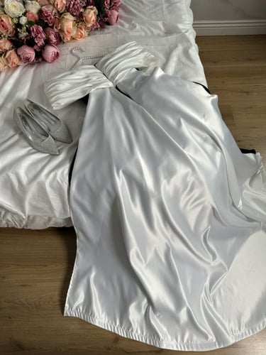 فستان ابيض واسود شانتون