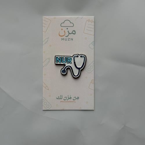 ملصق معدني NUR