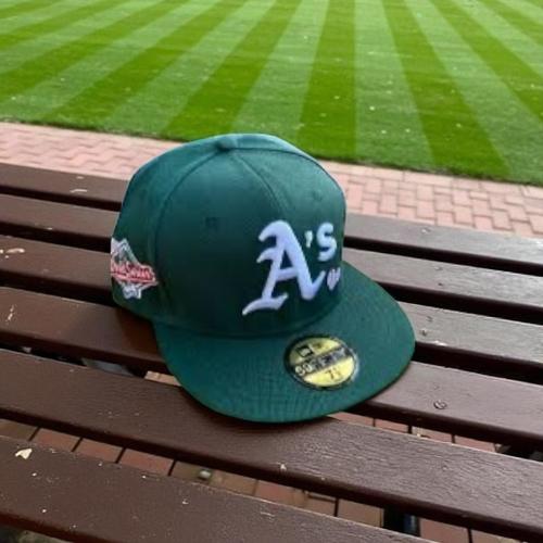 كاب نيوير مقفل