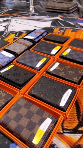 محفظة صغيرة من قوتشي