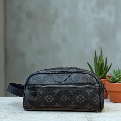 شنطة يد صغيرة من لويس فيتون