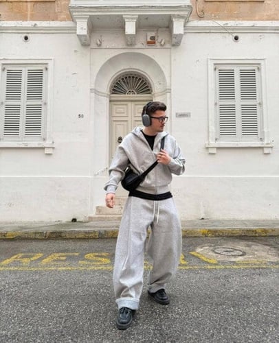 Gray set: oversized pants and sweater