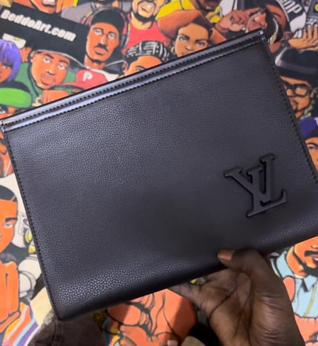 باوتشات لويس فيتون