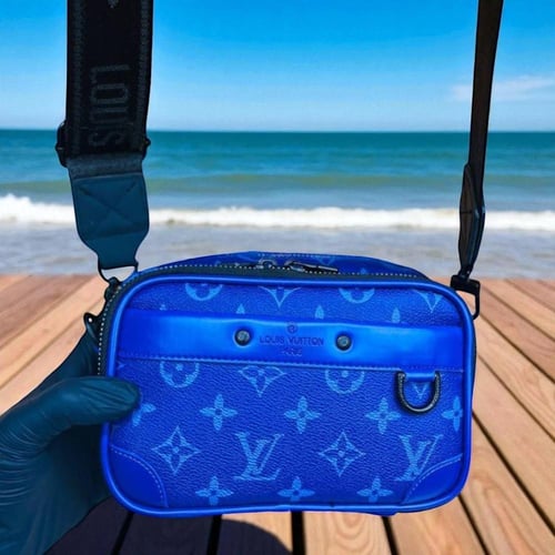 شنطة كتف لويس فيتون