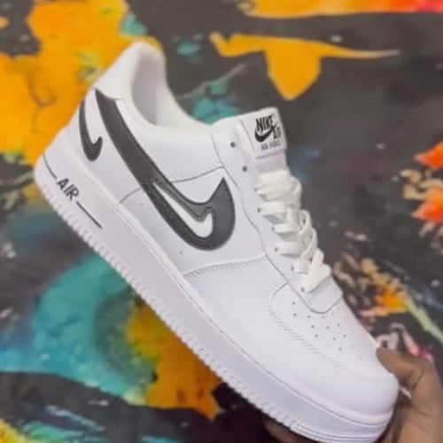 Nike Air Force 1 ’07 Worldwide White