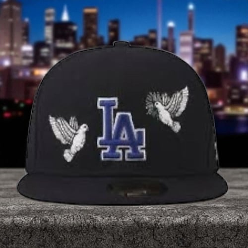 كاب نيوير مقفل