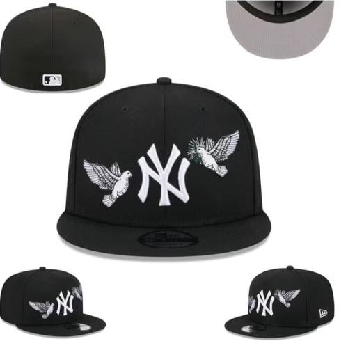 كاب نيوير مقفل