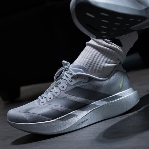 (Adidas Adizero EVO SL)