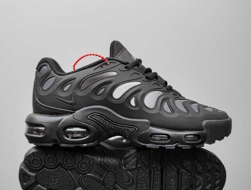 نايك اير ماكس بلس Nike Air Max