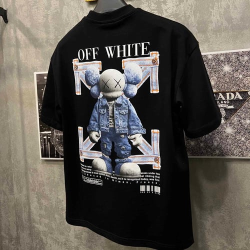 تيشيرت اوف وايت