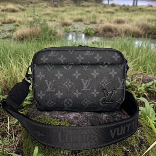 Louis Vuitton Pre-Owned