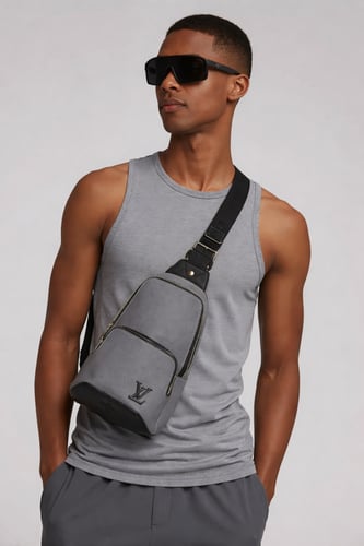 شنطة كتف لويس فيتون