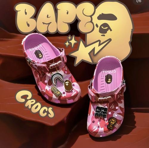 crocs bathing apeكروكس