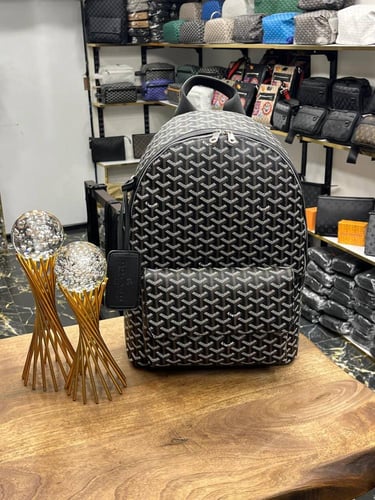 شنط ظهر قويارد