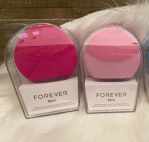 جهاز تنظيف الوجه