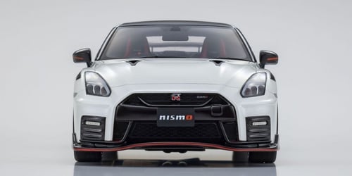 RARE Nissan GTR NISMO R35 WHITE 1:18 KYOSHO LIMITE...