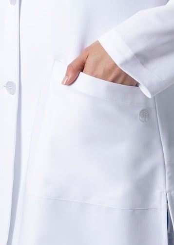 لاب كوت بروفيشنال نسائي من ماركة هيلينج هاندز