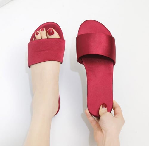 شبشب نسائي خفيف