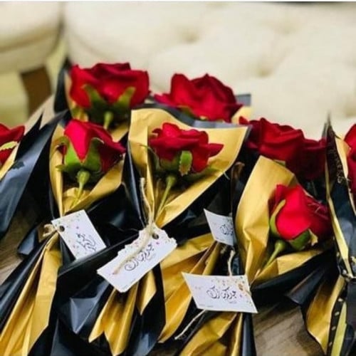 باقات ورد أنيقة12حبة مع الطباعة