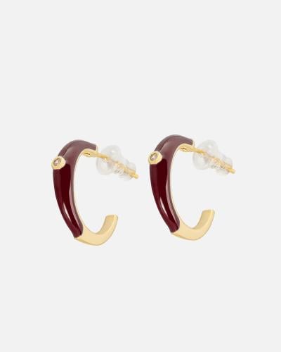 حلق نسائي بتصميم أنيق بلون ذهبي و عودي