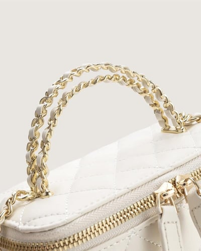 شنطة أمواج النسائية من الجلد بلون أبيض