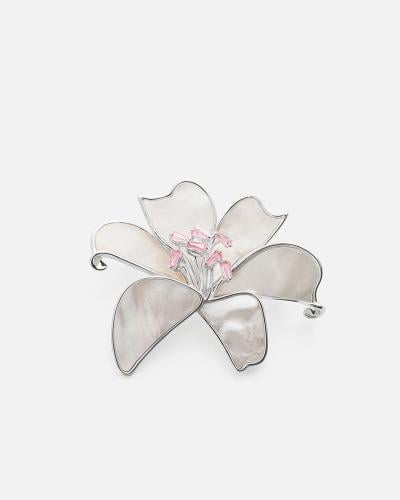 بروش نسائي بتصميم أنيق بلون فضي