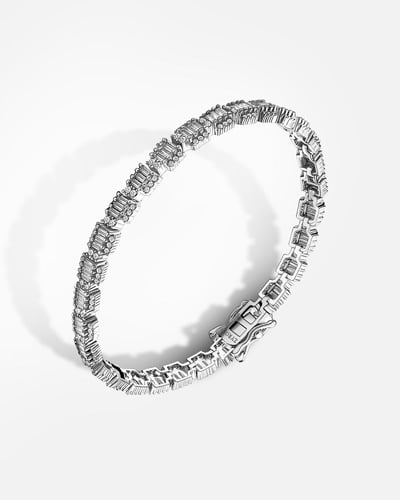 اسوارة نسائية بتصميم أنيق بلون فضي