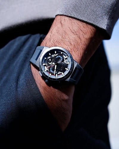 ساعة رجالية بسير ربل بلون رصاصي