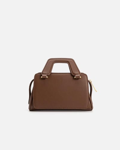 شنطة نسائية عملية باللون البني