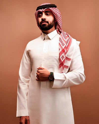 ساعة رجالية بسير من الربل بلون أخضر