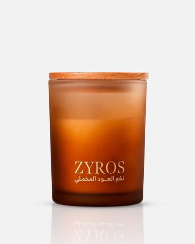 شمعة نغم العود المخملي