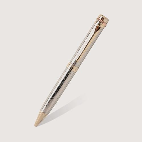 قلم رجالي كلاسيكي باللون الفضي والذهبي