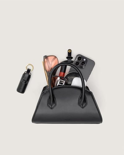 شنطة سيلستيا النسائية جلد بلون أسود