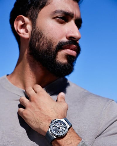 ساعة رجالية بسير ربل بلون رصاصي