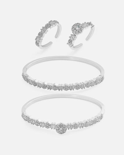 طقم نسائي اسوارتين وخاتمين فضي