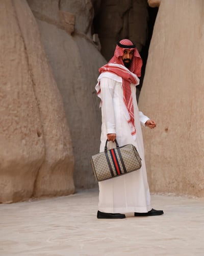 ‎ طقم شنطتين تناسب الجنسين من الجلد بلون بني