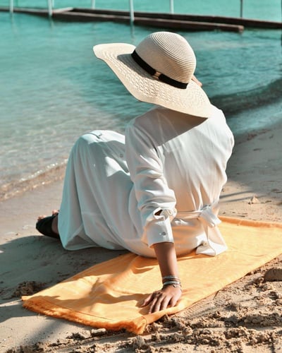 منشفة الشاطئ باللون الأورنج