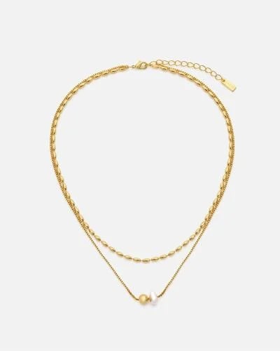 Delicate Women's Necklace in Gold
